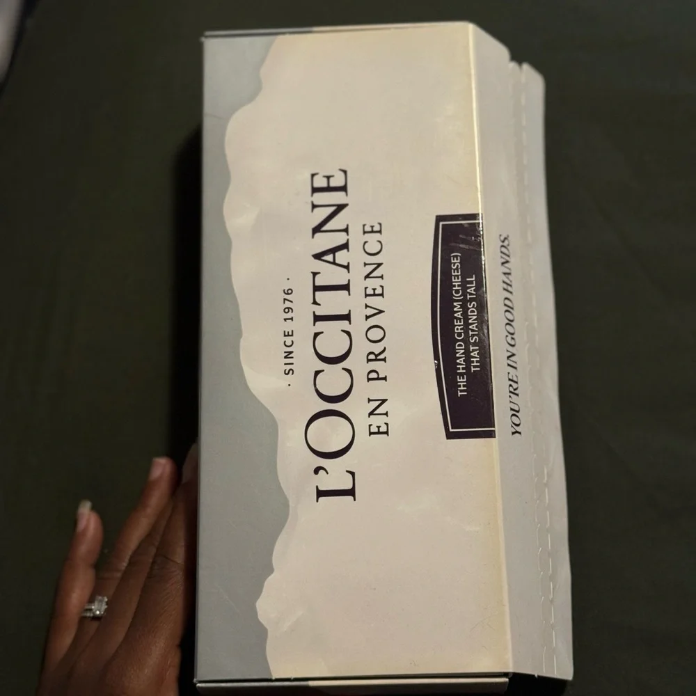 L'Occitane Hand Cream - Picture 4 of 7